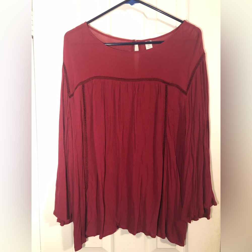 Old Navy rusty red flowy shirt